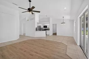 6035 Hillside Heights Dr, Lakeland, FL 33812 - Photo 11