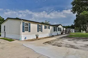 1120 Saddlewood Blvd, Lakeland, FL 33809 - Photo 3