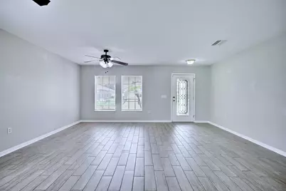 7508 Hunters Greene Circle, Lakeland, FL 33810 - Photo 13