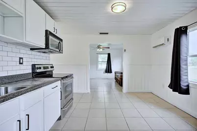 131 Wiggins Avenue, Avon Park, FL 33825 - Photo 5