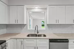 7209 Grove Way, Lakeland, FL 33810 - Photo 7