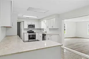 7209 Grove Way, Lakeland, FL 33810 - Photo 11