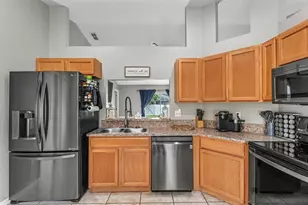 1320 Normandy Heights Cir, Winter Haven, FL 33880 - Photo 3
