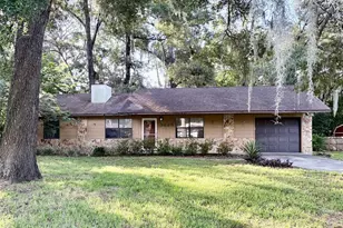 3625 NE 18th Ct, Ocala, FL 34479 - Photo 1