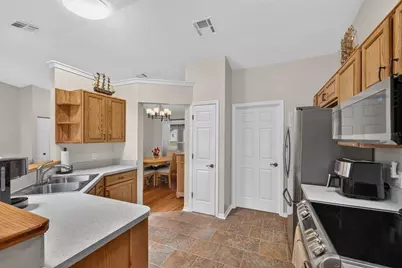 6031 Sanderling Drive, Lakeland, FL 33809 - Photo 11