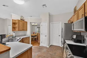 6031 Sanderling Dr, Lakeland, FL 33809 - Photo 11