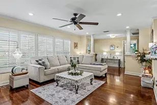 121 Shadow Ln, Lakeland, FL 33813 - Photo 9