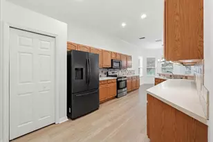 6760 Lake Clark Dr, Lakeland, FL 33813 - Photo 19
