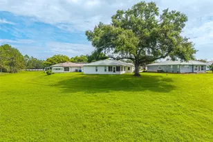 2260 Grand Cypress Dr, Lakeland, FL 33810 - Photo 25