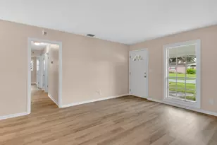 5810 Driftwood Dr, Lakeland, FL 33809 - Photo 7