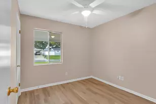 5810 Driftwood Dr, Lakeland, FL 33809 - Photo 15