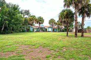 589 Thornburg Rd, Babson Park, FL 33827 - Photo 3