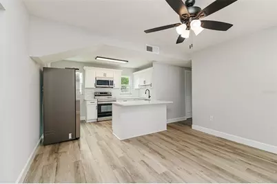 526 Victoria Boulevard, Auburndale, FL 33823 - Photo 3