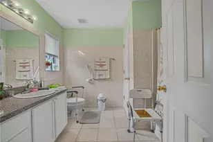7448 Hunters Greene Cir, Lakeland, FL 33810 - Photo 15