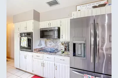 128 N Lake Florence Drive, Winter Haven, FL 33884 - Photo 11