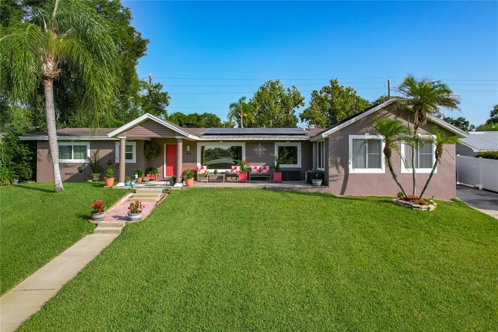 128 N Lake Florence Dr - 128 N Lake Florence Dr, Winter Haven, FL 33884 Luxury Property | Jose Angel Pina