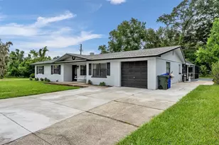 135 Kenilwood Ln, Lakeland, FL 33809 - Photo 1
