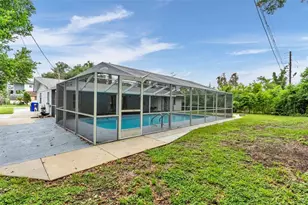 135 Kenilwood Ln, Lakeland, FL 33809 - Photo 5
