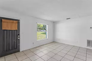 707 N Lorri Ave, Lakeland, FL 33815 - Photo 9