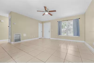 911 W Gaston Place, Tampa, FL 33604 - Photo 5
