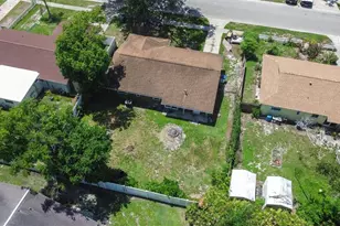 911 W Gaston Pl, Tampa, FL 33604 - Photo 37