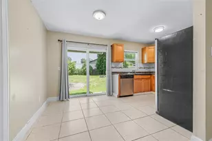 911 W Gaston Pl, Tampa, FL 33604 - Photo 15