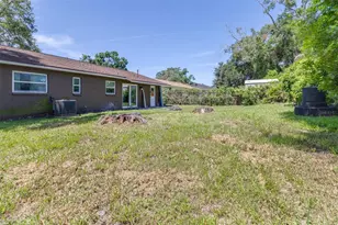 911 W Gaston Pl, Tampa, FL 33604 - Photo 33