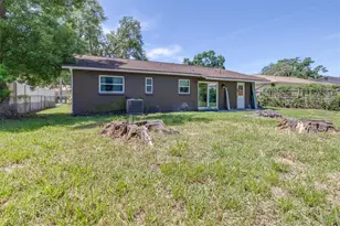911 W Gaston Pl, Tampa, FL 33604 - Photo 31