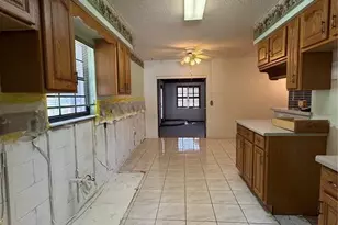 5911 N Fork Ct, Lakeland, FL 33809 - Photo 9