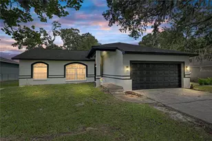 8054 Kaitlin Cir, Lakeland, FL 33810 - Photo 1