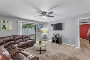 6302 Manitoba Dr, Lakeland, FL 33805 - Photo 23