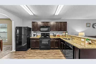 6302 Manitoba Drive, Lakeland, FL 33805 - Photo 11