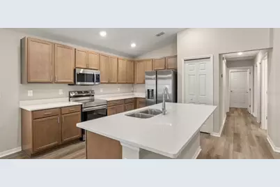 724 Bayside Boulevard, Winter Haven, FL 33881 - Photo 5