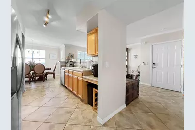 1025 Villagio Circle #101, Sarasota, FL 34237 - Photo 11