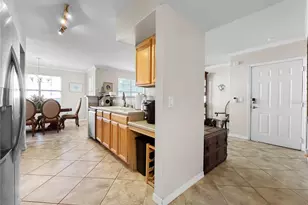 1025 Villagio Cir, Sarasota, FL 34237 - Photo 11