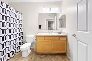 1025 Villagio Cir, Sarasota, FL 34237 - Photo 19