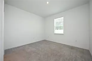685 Crown Rose Dr, Eagle Lake, FL 33839 - Photo 15