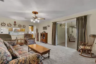 402 Aberdeen Ct N, Lakeland, FL 33813 - Photo 15