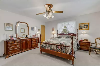 402 Aberdeen Court N, Lakeland, FL 33813 - Photo 17