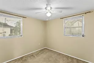 2126 Smithfield Pl, Lakeland, FL 33801 - Photo 13