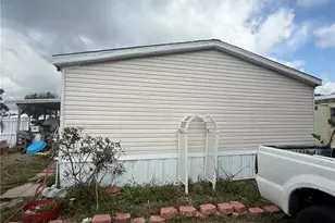 4439 Autumn Palm Dr, Zephyrhills, FL 33542 - Photo 9