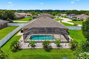 1676 Doves View Cir, Auburndale, FL 33823 - Photo 3