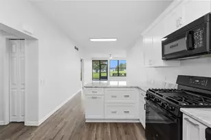 503 Sweetbay Cir, Winter Haven, FL 33884 - Photo 17