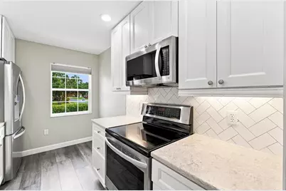 689 Lake Howard Drive NW #213, Winter Haven, FL 33880 - Photo 19