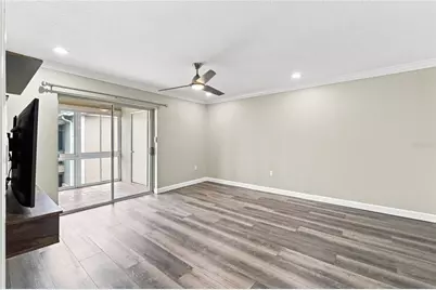 689 Lake Howard Drive NW #213, Winter Haven, FL 33880 - Photo 15