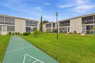 689 Lake Howard Dr NW, Winter Haven, FL 33880 - Photo 59