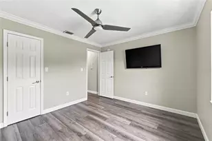 689 Lake Howard Dr NW, Winter Haven, FL 33880 - Photo 39