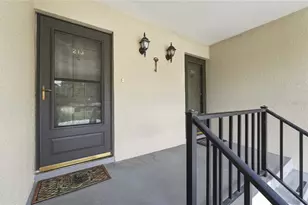 689 Lake Howard Dr NW, Winter Haven, FL 33880 - Photo 5