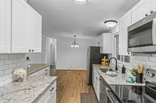5039 Rollinglen Loop E, Lakeland, FL 33810 - Photo 9
