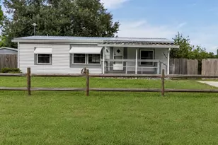5039 Rollinglen Loop E, Lakeland, FL 33810 - Photo 3